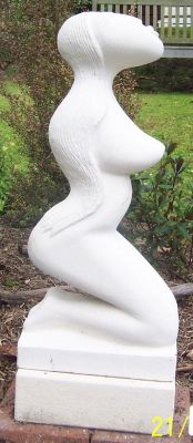 Moon maiden
I like curves and exaggerating forms. This lady stands a little over 600mm tall
