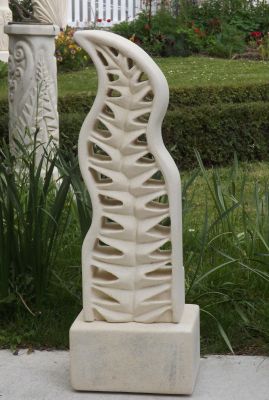 Fern Lace
I keep returning again and again to ferns - perhaps because I love them. This is a smaller version of a fern (65cm) done in a lacey style.
