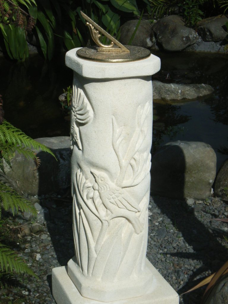 Tui Sundial side 2